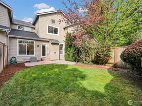 18397 NE 97th Court, Redmond WA 98052