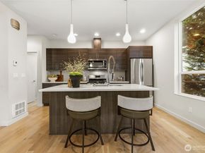 1523 NW 64th Street B, Seattle WA 98107