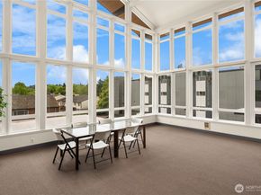 2501 Canterbury Lane E 322, Seattle WA 98112