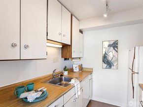 1221 Minor Avenue 808, Seattle WA 98101