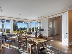 9400 Vineyard Crest, Bellevue WA 98004