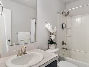 1216 150th Street SW, Lynnwood WA 98087