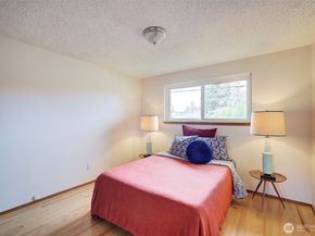 14804 12th Avenue SW, Burien WA 98166