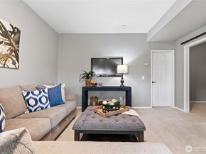 6649 SE Cougar Mountain Way, Bellevue WA 98006