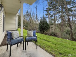 6649 SE Cougar Mountain Way, Bellevue WA 98006