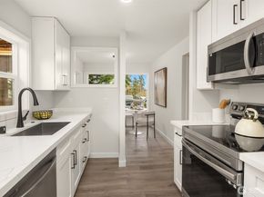 11136 108th Avenue NE, Kirkland WA 98033