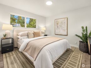 11136 108th Avenue NE, Kirkland WA 98033