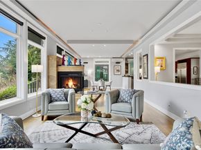 2 Crescent Key SE, Bellevue WA 98006
