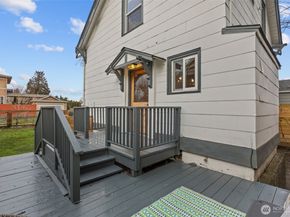 3915 SW Hinds Street, Seattle WA 98116