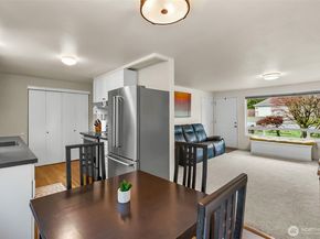 17419 Gravenstein Road, Bothell WA 98012