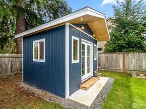 17419 Gravenstein Road, Bothell WA 98012