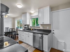 17419 Gravenstein Road, Bothell WA 98012