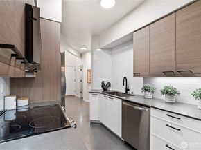 23210 Fitzgerald Road 1, Bothell WA 98021