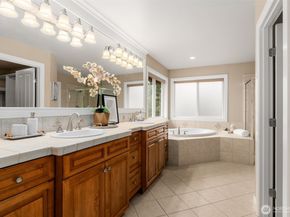 5899 153rd Avenue SE, Bellevue WA 98006