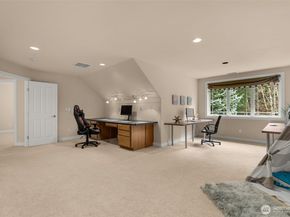 5899 153rd Avenue SE, Bellevue WA 98006