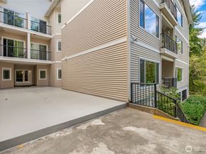 15000 Juanita Drive NE 307, Kenmore WA 98028