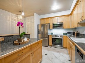 15000 Juanita Drive NE 307, Kenmore WA 98028