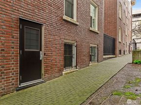 615 Boren Avenue 6, Seattle WA 98104