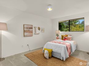 10703 NE 53rd Street, Kirkland WA 98033