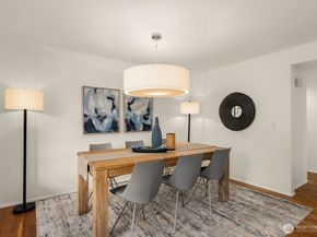 10703 NE 53rd Street, Kirkland WA 98033