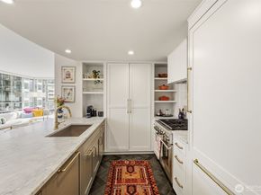 2929 1st Avenue 519, Seattle WA 98121