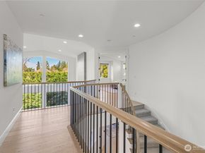 11262 SE 61st Place, Bellevue WA 98006