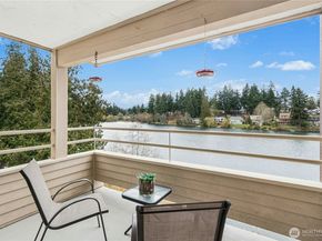 19524 Echo Lake Place N A401, Shoreline WA 98133