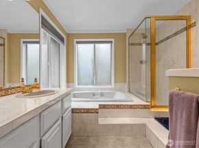 19607 110th Place NE, Bothell WA 98011