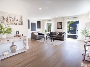 12215 Des Moines Memorial Drive S B, Burien WA 98168