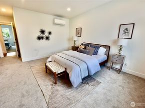 12215 Des Moines Memorial Drive S B, Burien WA 98168