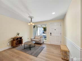 31911 42nd Ave SW, Federal Way WA 98023