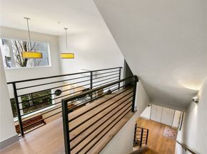 4329 Woodland Park Avenue N, Seattle WA 98103