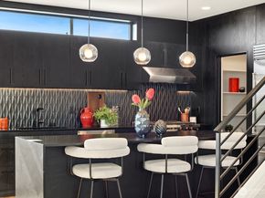 3856 Cascadia Avenue S, Seattle WA 98118