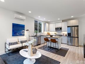 2527 29th Avenue S B, Seattle WA 98144