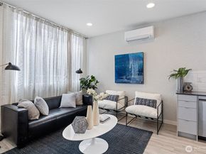 2527 29th Avenue S B, Seattle WA 98144