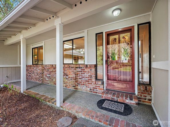 8875 Banner Road SE, Port Orchard WA 98367