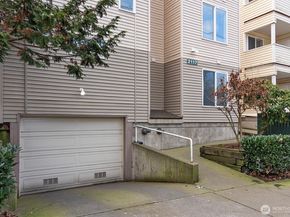 2117 N 107th Street 201, Seattle WA 98133