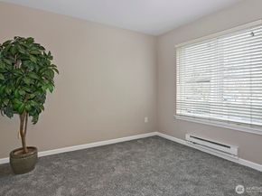 2117 N 107th Street 201, Seattle WA 98133