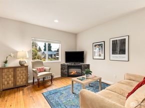 7755 29th Avenue NW, Seattle WA 98117