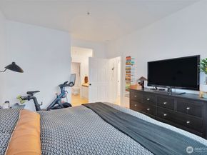 23519 55th Avenue S 121, Kent WA 98032