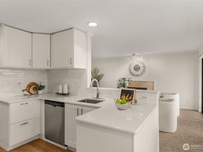 2028 Waverly Place N 202, Seattle WA 98109