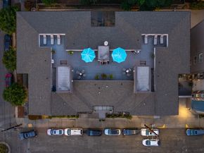 1616 Summit Avenue N203, Seattle WA 98122