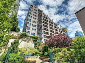 2021 1st Avenue E8, Seattle WA 98121