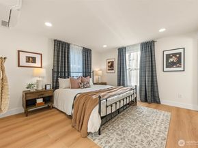 12250 Densmore Avenue N, Seattle WA 98133