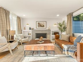 12250 Densmore Avenue N, Seattle WA 98133