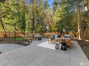 12250 Densmore Avenue N, Seattle WA 98133