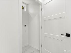 6544 A Latona Avenue NE, Seattle WA 98115