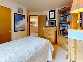 1704 Field Place NE, Renton WA 98059