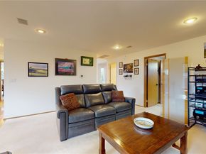 1704 Field Place NE, Renton WA 98059