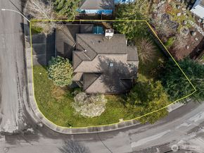 1704 Field Place NE, Renton WA 98059